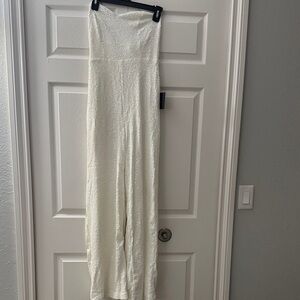 Lulu's Elegant White Wedding Dress